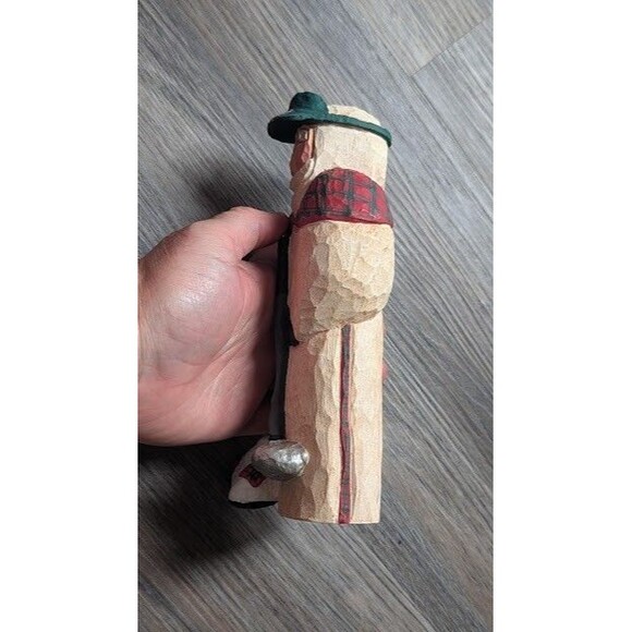 MacDonald Claus 1997 Carved Wood Scottish Golfer Figurine Scotland Signed Artist - Picture 3 of 7